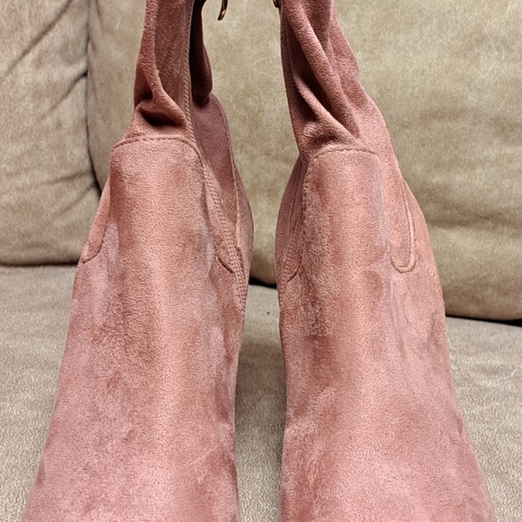 Dusty Pink Suede Like Bootie - Picture 4 of 6